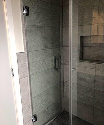 5th image of 19 Stanton St #43P