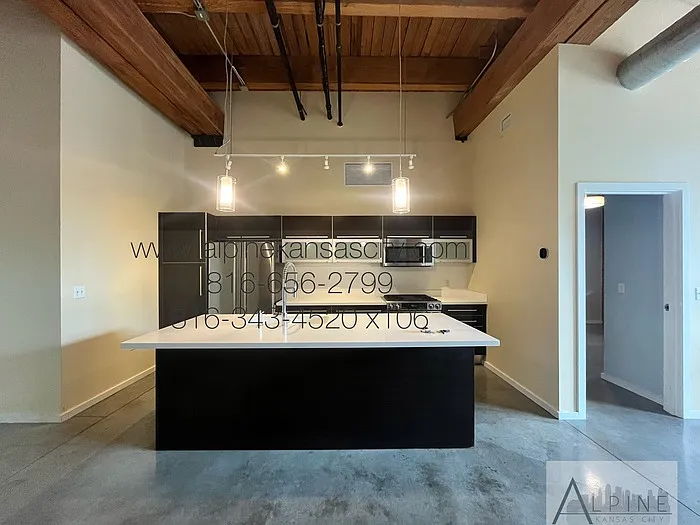 1 bed, 1.0 bath, 787 sqft, $1,650 — Photo 4
