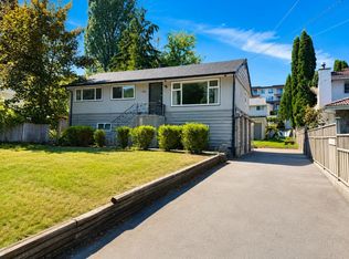 910 Robinson St, Coquitlam, BC V3J4G6