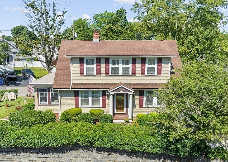 92 Squantum St, Milton, MA 02186 Zillow