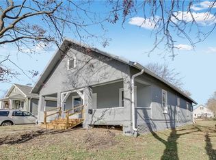 2608 South St, Lexington, MO 64067