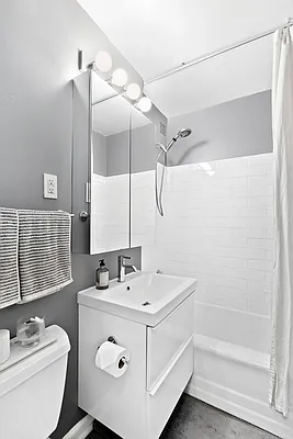 Sold by Douglas Elliman | media 14