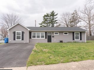 34 Vista Rd, Levittown, PA 19057