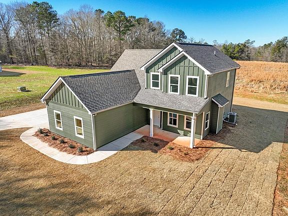 3rd image of 59 Oak Rd