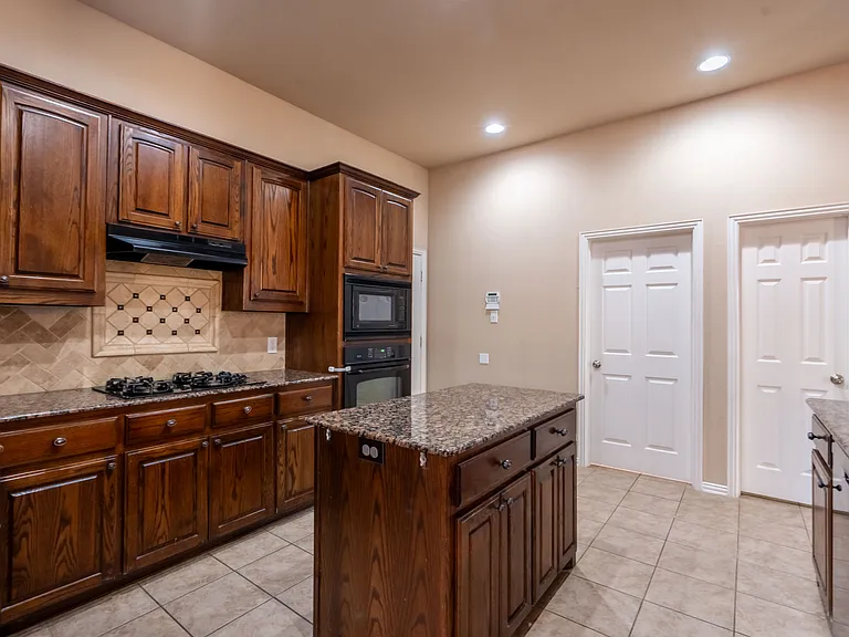 2505 Vista Oaks Dr — Photo 19