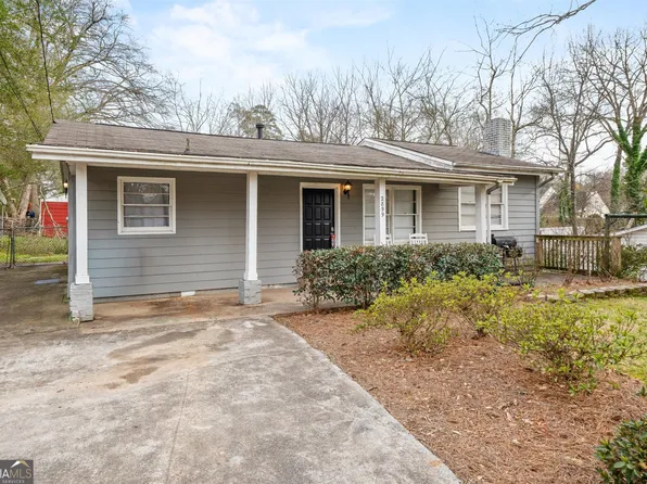 2899 Hall Dr SE, Smyrna, GA 30082