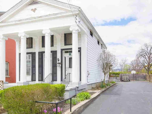 32 N Clover St, Poughkeepsie, NY 12601