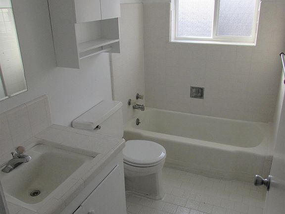 4th image of 3806 S Sunnyvale Dr APT 3
