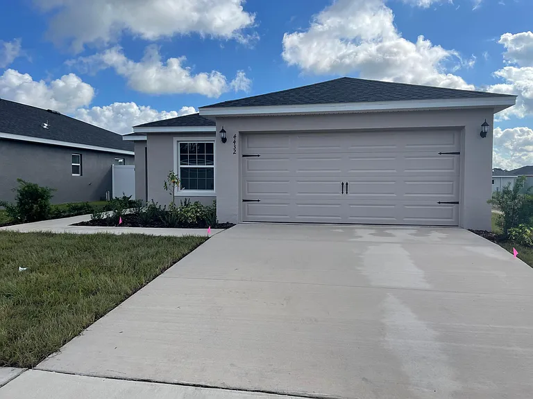 4440 Reding Way — Photo 1