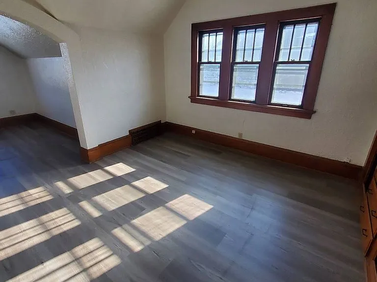 4619 N 42nd St. (Duplex) — Photo 1