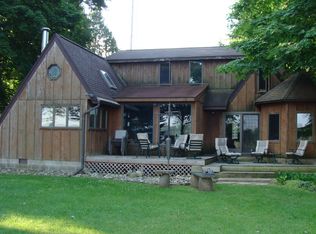 496 Pinecrest Dr, Coldwater, MI 49036