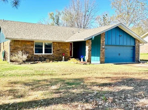 105 Park Ter, Vinita, OK 74301