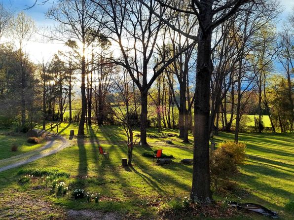 581 Oak Grove Church Rd, Waynesboro, VA 22980