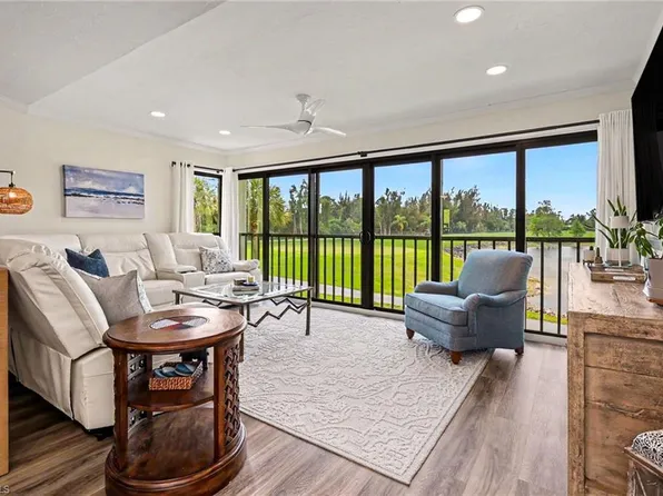 5950 Trailwinds DR #222, FORT MYERS, FL 33907