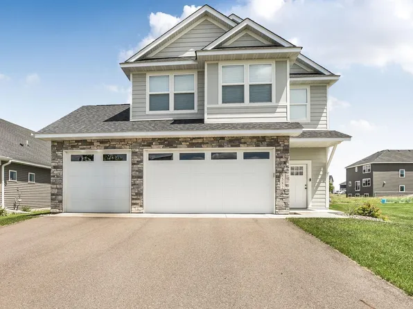 8582 Edmonson Way NE, Monticello, MN 55362