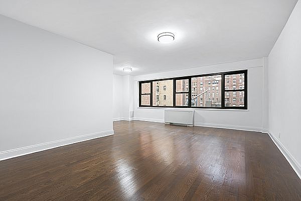 1st image of 1700 1st Ave #7D
