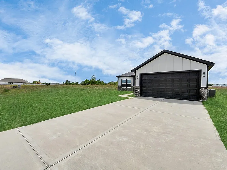 6273 Road 5503 — Photo 42