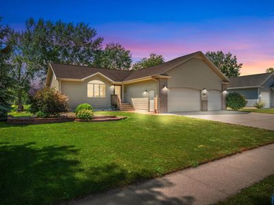 427 Oakmont Dr, Vermillion, SD, 57069