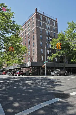 Sold by Metro Net Realty | media 18