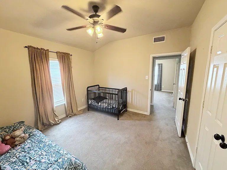 5727 Mountain Hollow Dr — Photo 20