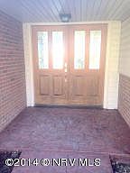 4th image of 902 Elliott Dr
