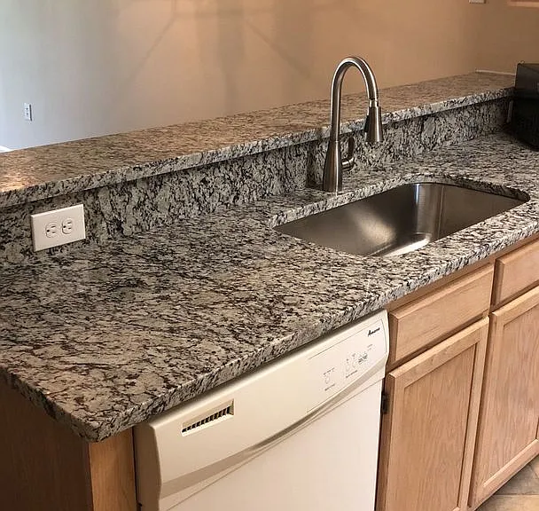 493 White River Dr #28E — Photo 3