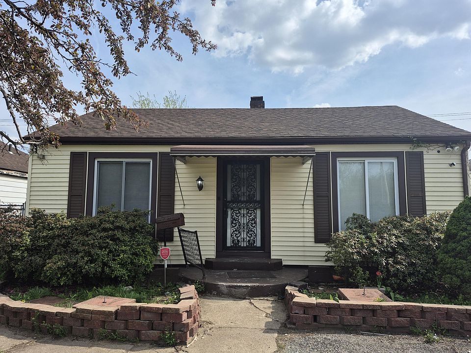 1st image of 3809 W 11th Ave