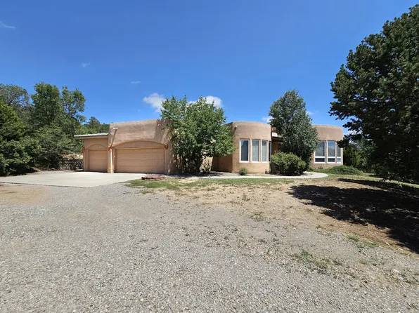155 Via Sedillo Rd, Tijeras, NM 87059