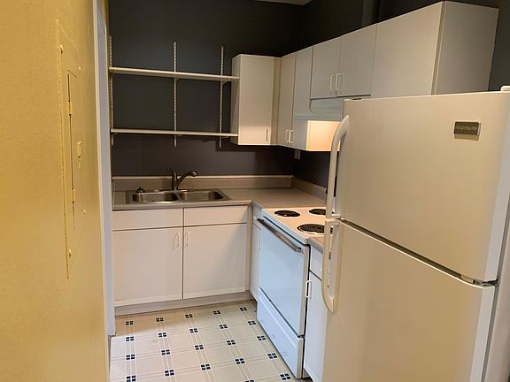 Full size refrigerator and stove