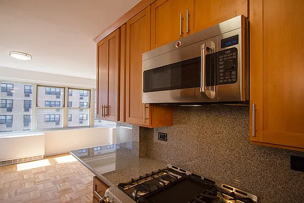 Rented by GoodRock Realty | media 12