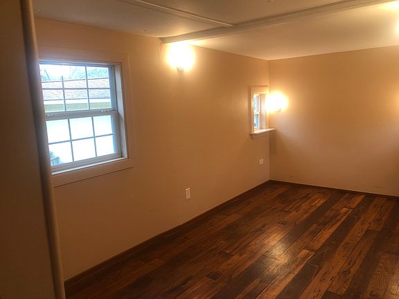 4th image of 1802 Jonas Dr #B