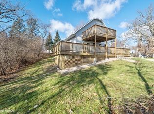 33821 Hillcrest Dr, Burlington, WI