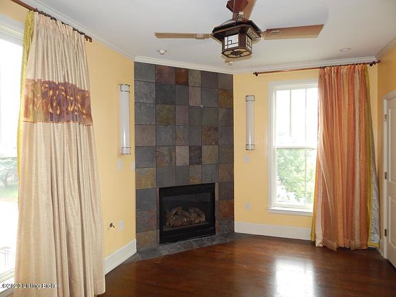 2nd image of 1915 Wrocklage Ave Unit 206