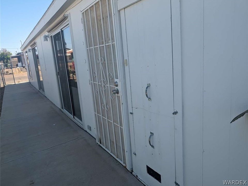 2nd image of 1090 Navajo Drive