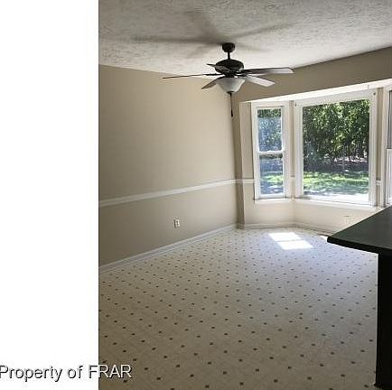 3rd image of 3552 Chaucer Dr