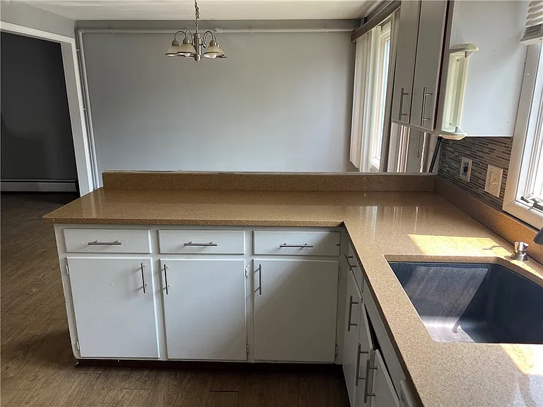2341 Monroe Ave #1 — Photo 9