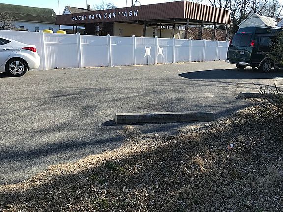 4th image of 119 S Dupont Blvd