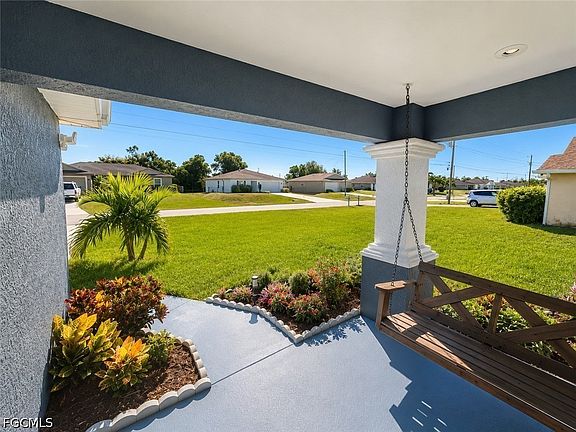 3rd image of 4118 NE 20th Pl