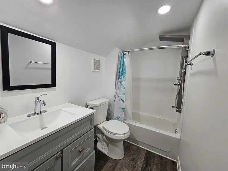 6793 Beach Rd #1 — Photo 5