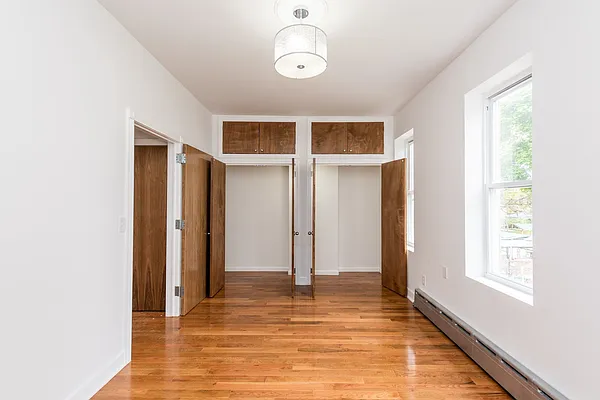 Rented by Nooklyn NYC LLC | media 6