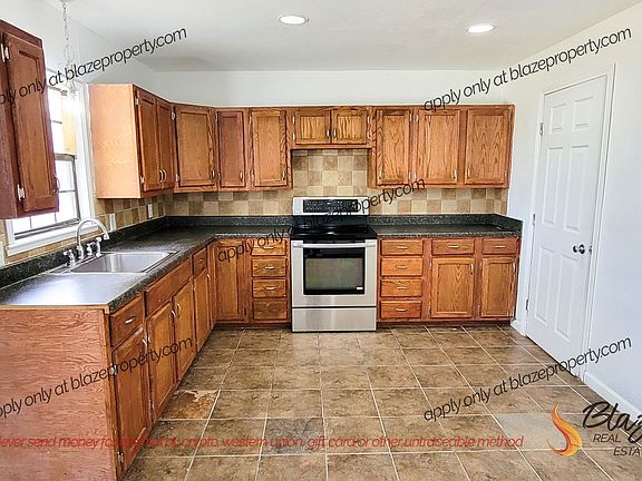 5th image of 2618 Rule St