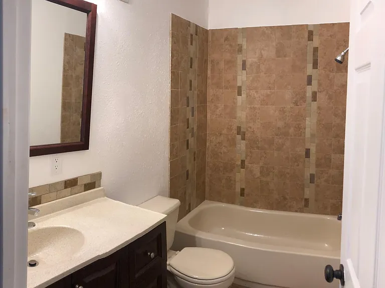 3809 Blessing Ave #B — Photo 6