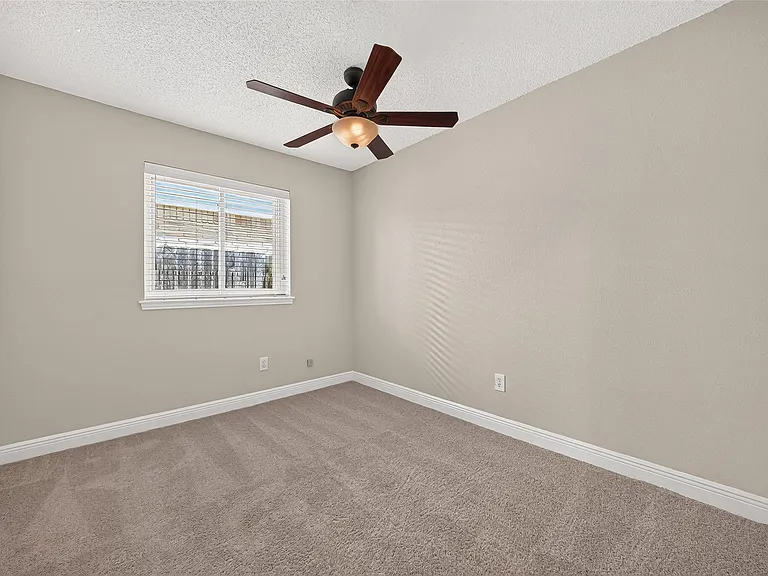 3003 Mast Ct — Photo 36