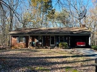 2543 Shelton Ave, Hudson, NC 28638