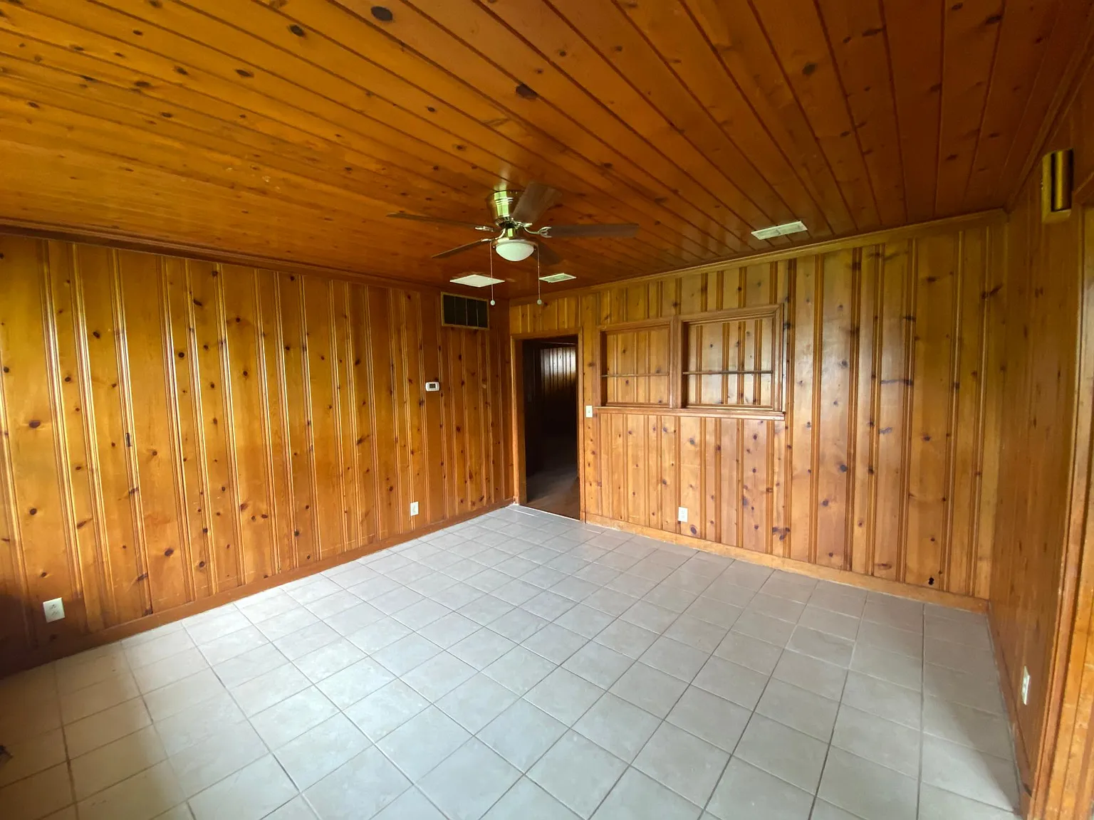 3 bed, 1500 sqft, $2,150 — Photo 3