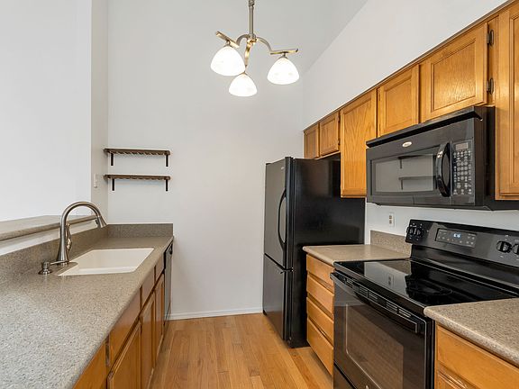 3rd image of 1470 S Quebec Way APT 138