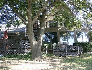 2nd image of 4114 Lark Harbor Ct