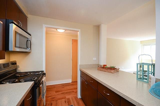 1st image of 1410 Chicago Ave #Gbvfyv334