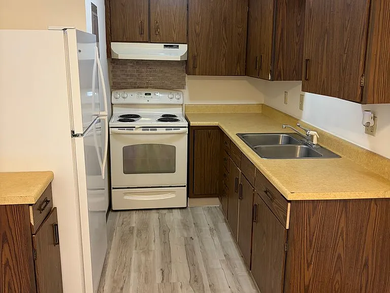 154 W Church St #B1-B8 — Photo 6