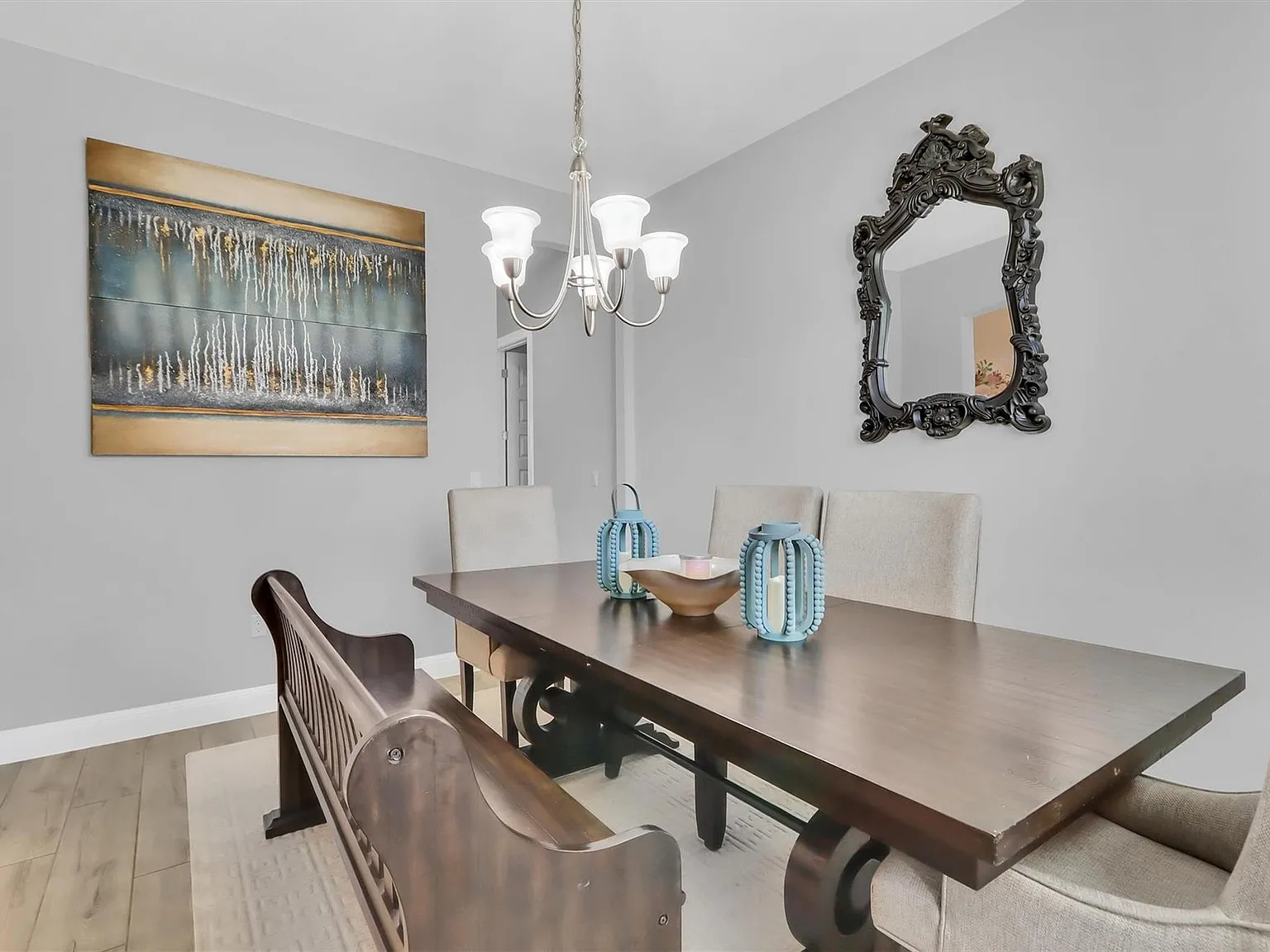 5 bed, 4.5 bath, 4088 sqft, $4,490 — Photo 4